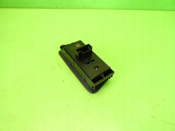 фото №8, Переключатель панель стекло правый перед 5g0959857c vw golf vii gti 12-16