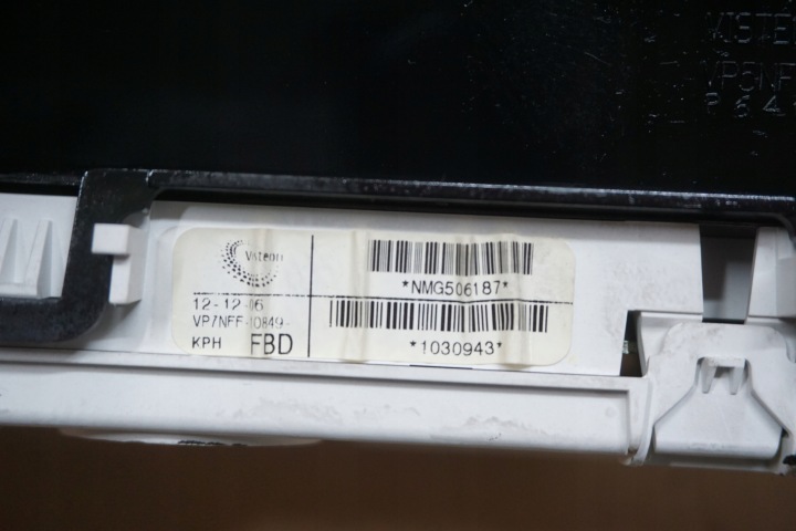 фото №6, Nissan navara d40 спідометр  прилади km/h 2,5 dci 07r європа