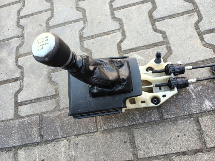 фото №8, Куліса коробки троси зміни коробка передач toyota rav4 iii 2.2d 06-12