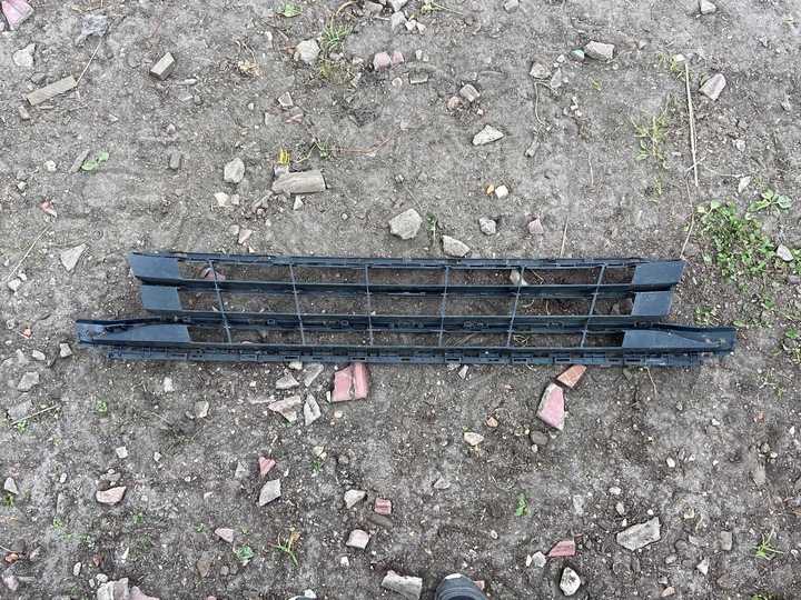 фото №11, Volkswagen touran i спойлер планка спойлер накладка бампера 1t0805903