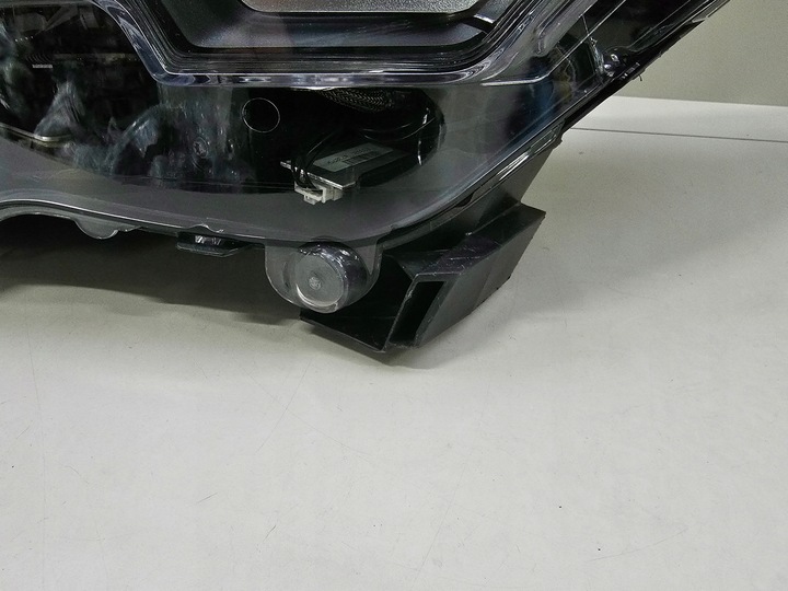 фото №9, Лампа перед передняя левая peugeot 3008 5008 1 i рестайлинг ксенон led европа