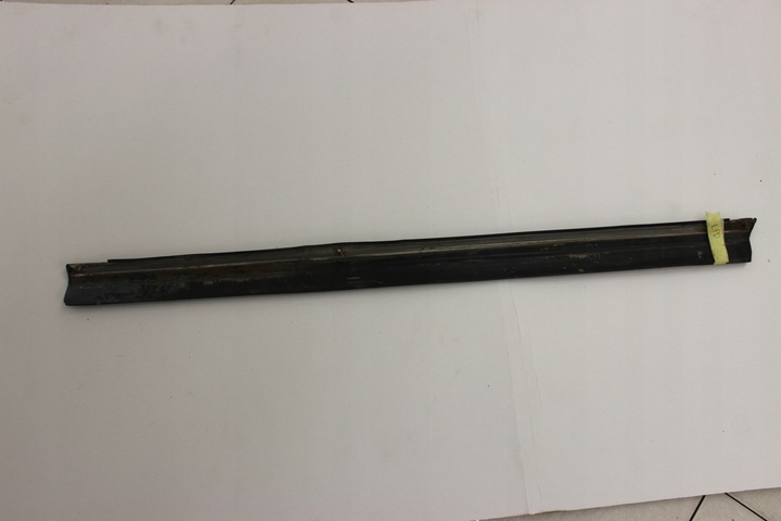 фото №6, Планка дверь левый перед резиновая накладка хром mercedes w123