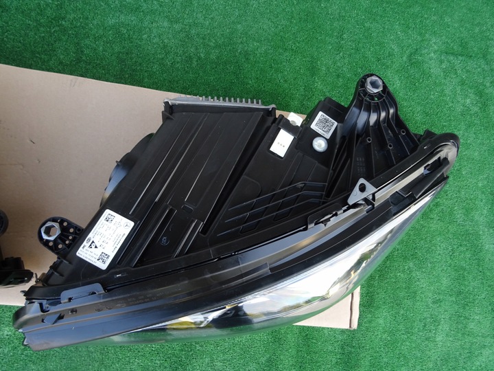 фото №6, Лампи перед mercedes gt 4-door w290 мульті beam