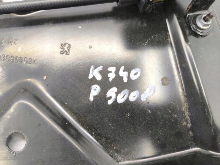 фото №14, Лебідка кріплення запасного колеса peugeot 5008 ii 123096b02x