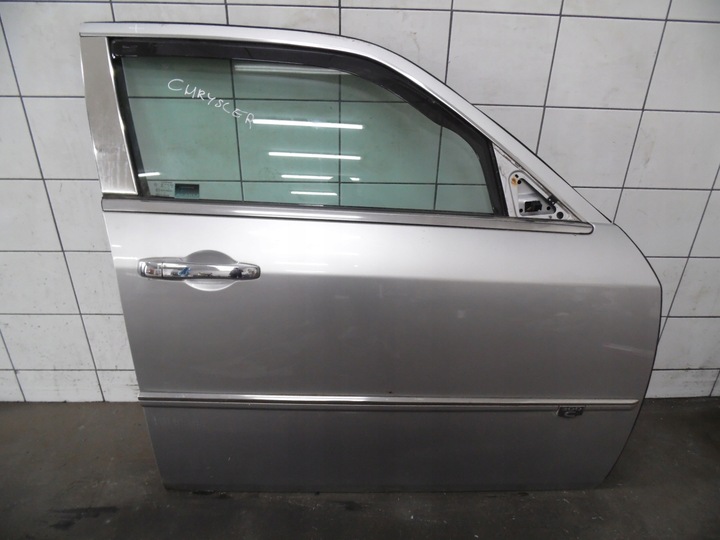 фото №1, Дверь правые правый перед chrysler 300c рестайлинг