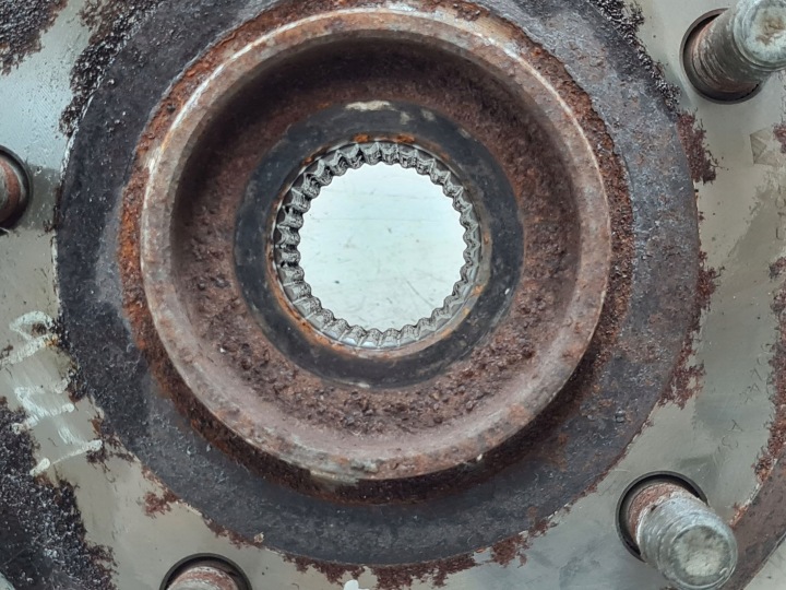 фото №16, 2015 fiat freemont ступиця диски передньої 04779906aa