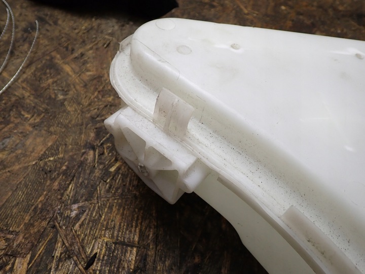 фото №5, Бак склоомивача bmw f10 f11 132640 7269663 8427