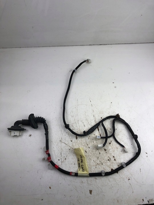 фото №6, Lexus ct жгут дверь правые зад 82153-76020