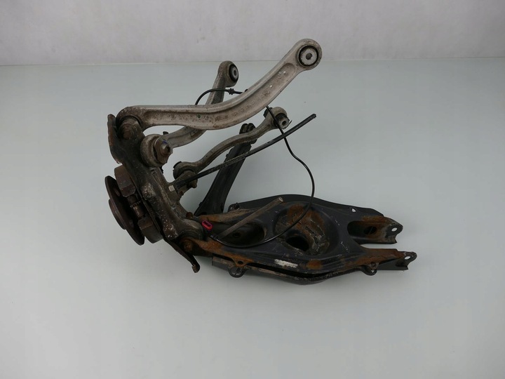 фото №1, Mercedes c w204 1.8 cgi ступиця важелі лівий зад