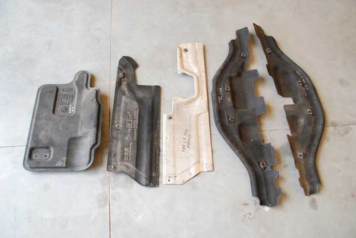 фото №2, Daf xf cf 106 euro6 защита боковая двигателя