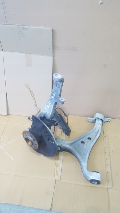 фото №1, Підвішування перед поворотна опора важіль ml gle w292