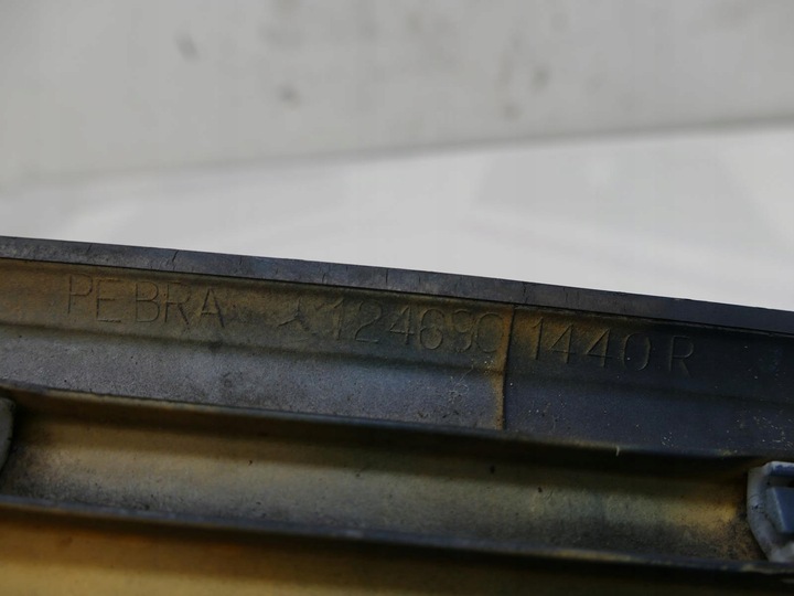 фото №13, Mercedes e w124 купе планка крыльев p.p. 904