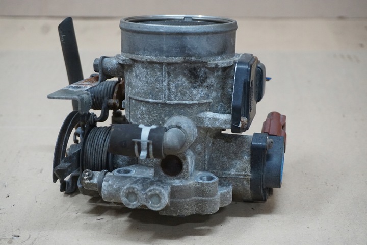 фото №7, Suzuki vitara дроссельная заслонка 2,0 16v j20a