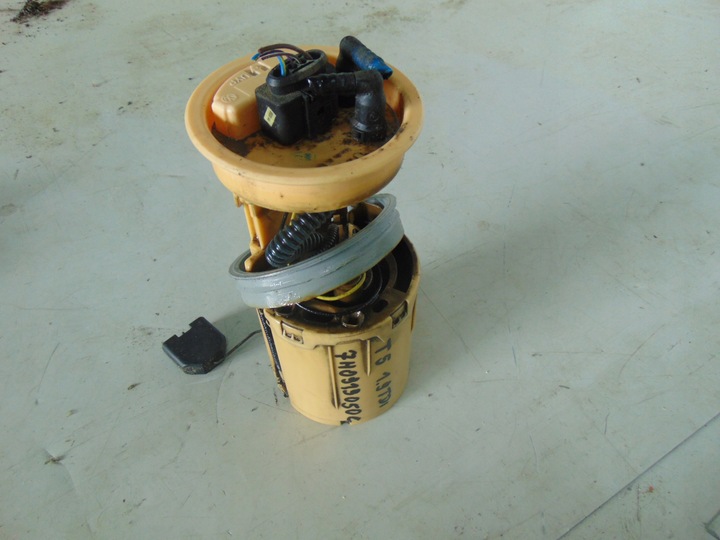 фото №1, Насос топлива t5 1.9tdi 7h0919050c