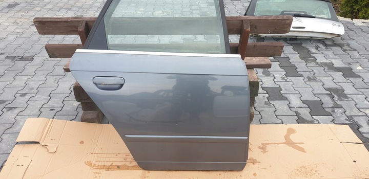 фото №1, Праві задні двері audi a4 b7