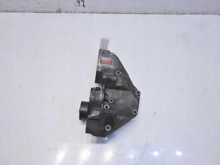 фото №6, Кронштейн основание генератора ford mondeo mk4 iv 2.0 tdci 7g90-10k018-aa