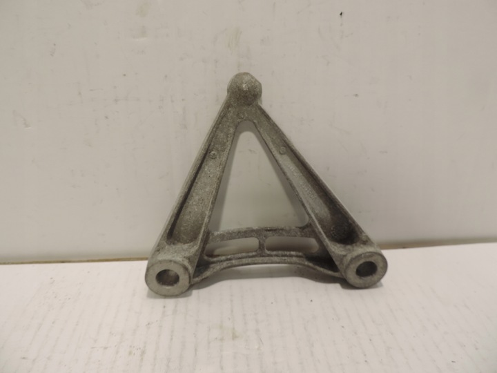 фото №1, Opel insignia b 1.6 cdti лапи кронштейн двигуна 84298706