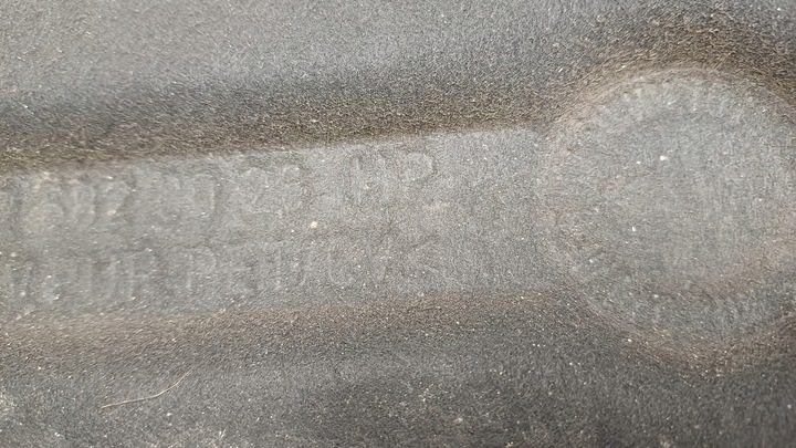 фото №6, Mercedes w212 шумоизоляция капота a2126820026