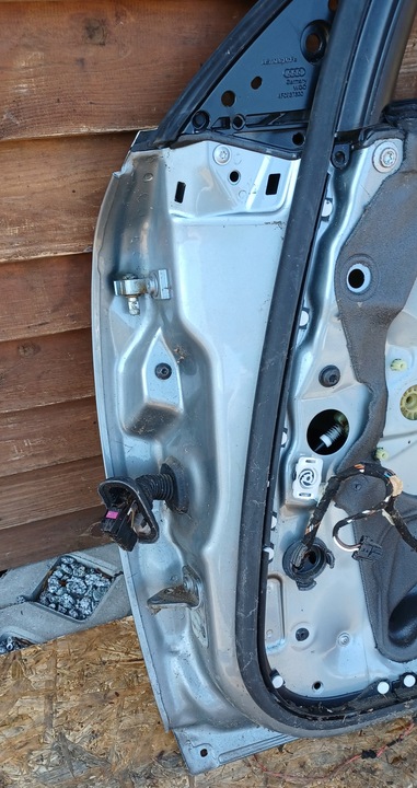 фото №14, Audi a6 c6 дверь правые перед передние серебристый