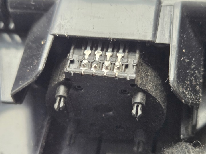 фото №8, Панель климат-контроля воздуховод управление audi a6 c6 4f1820043j