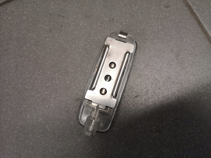 фото №2, Лампа освещение интерьера audi a8 d3 4e0947105