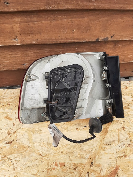 фото №6, Volkswagen touareg 7l6945096k лампа правая задняя