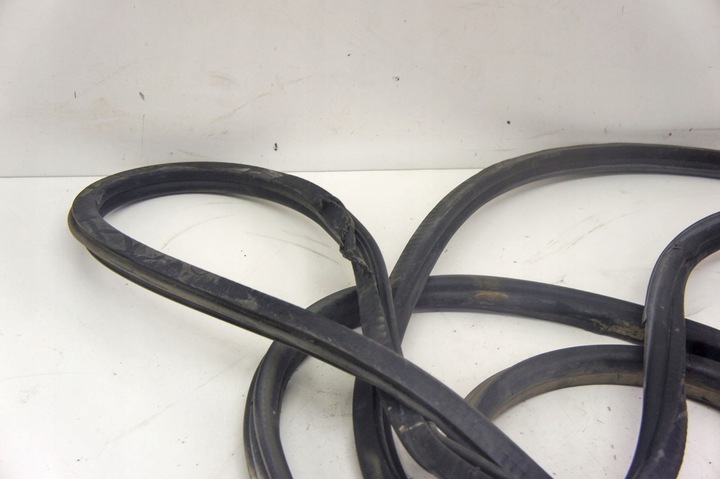 фото №5, Pt065 mercedes sprinter w906 прокладка двері праві зад