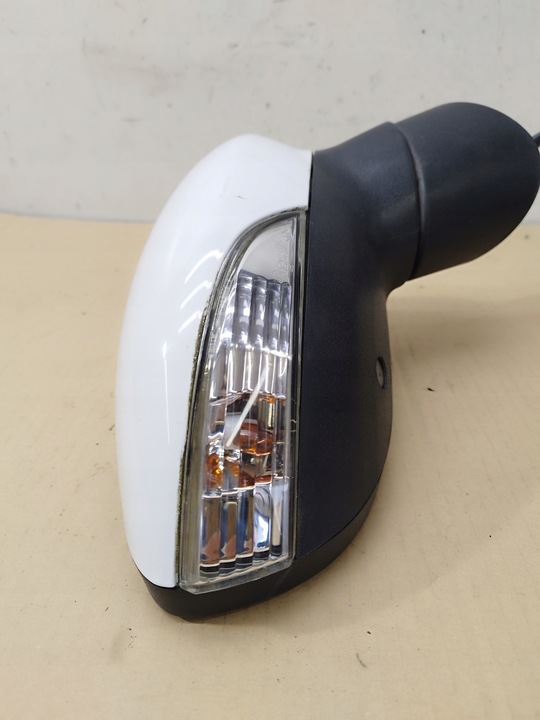 фото №8, Дзеркало праві перед 10 pin 5 двері ford fiesta vii mk7 2008-2017 колір hc