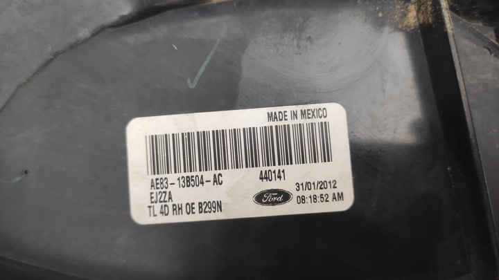 фото №10, Лампа правая зад правые w крыло ford fiesta mk7 sedan usa ae83 13b504 ac