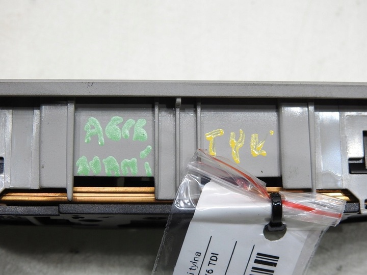 фото №8, Лампа освітлення стеля зад audi a6 c6