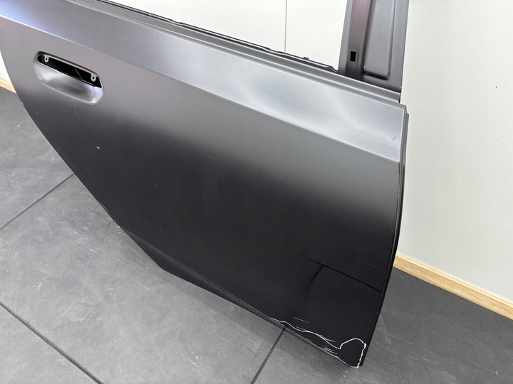 фото №10, Bmw 5 g61 универсал 2023r-- дверь зад правые задние