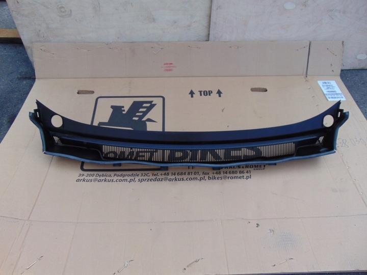 фото №8, Панель під лобовим склом ford b-max av11-r02216-ad європа