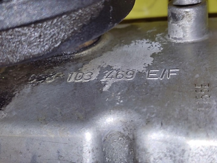 фото №7, Seat leon i 1.9 tdi кришка клапанів 038103469
