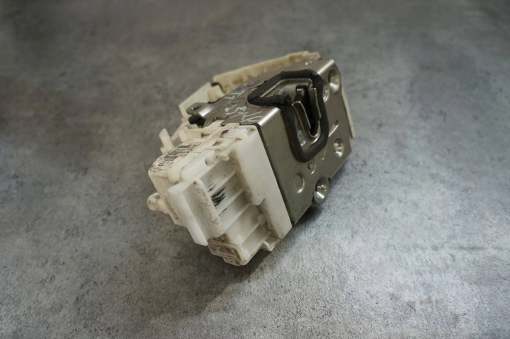 фото №5, Замок двері лівий перед переднє mercedes e w212 uk