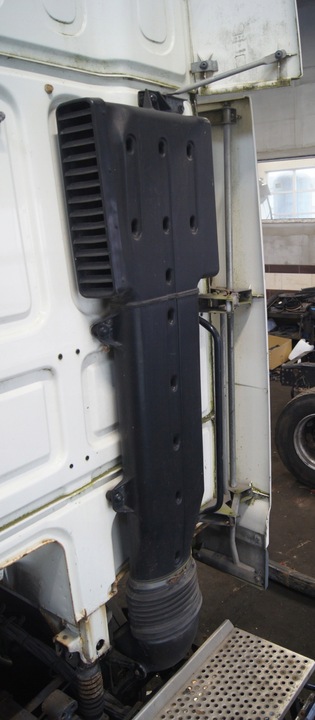 фото №5, Обтекатель спойлер закабинный левый правый daf xf 105