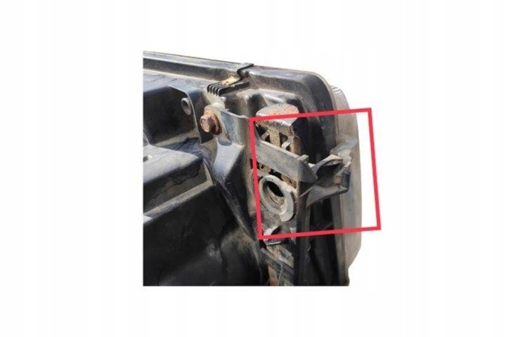 фото №10, Фара левая передняя land rover range rover sport l320 23782500 2.7l