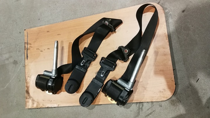 фото №8, Ремни безопасности перед mercedes w126 sec купе