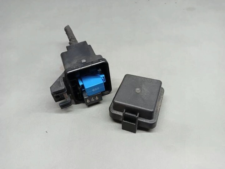 фото №1, Корпус запобіжників audi a1 8x0937124