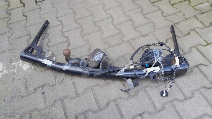 фото №6, Hak буксировочный 3v0803881a skoda superb b8
