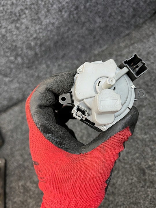 фото №6, Volvo v50 s40 ii замок зажигания 31252482
