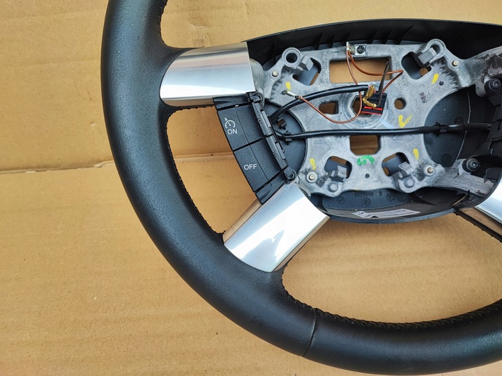 фото №6, Ford kuga mk1 рестайлинг 2.0 tdci руль кожа