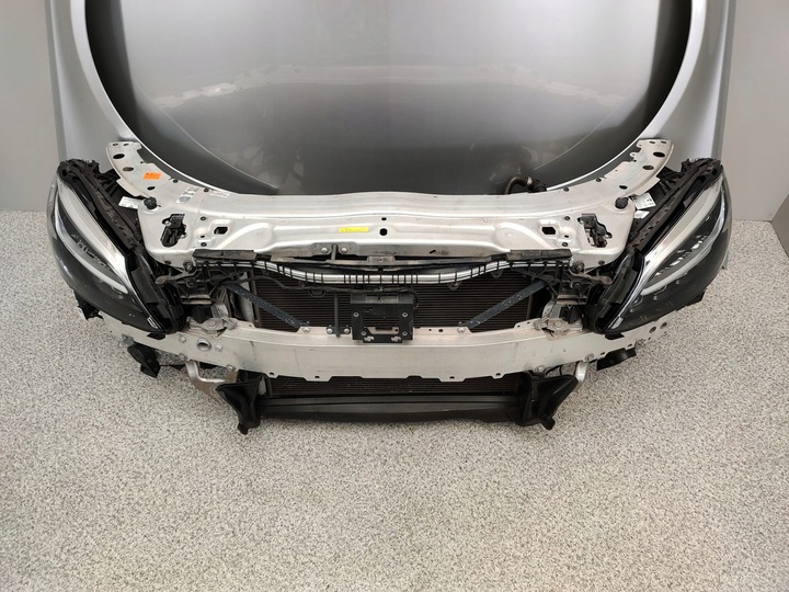 фото №10, Mercedes w205 рестайлинг amg перед крылья pas лампы капот