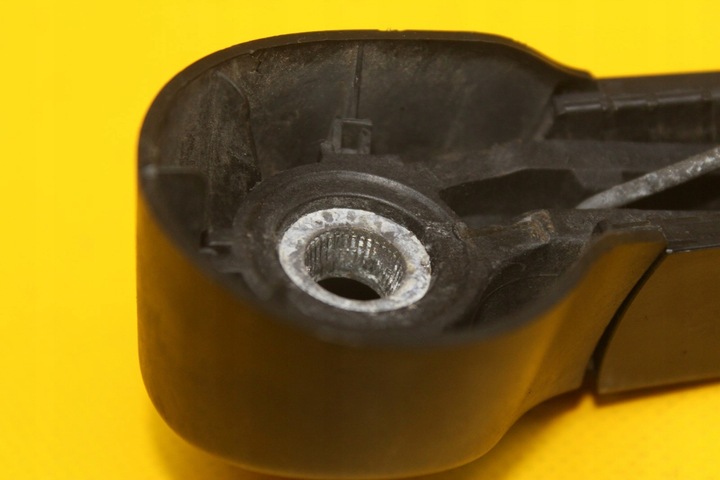 фото №5, Рычаг дворники задней крышки golf vi 5d hb