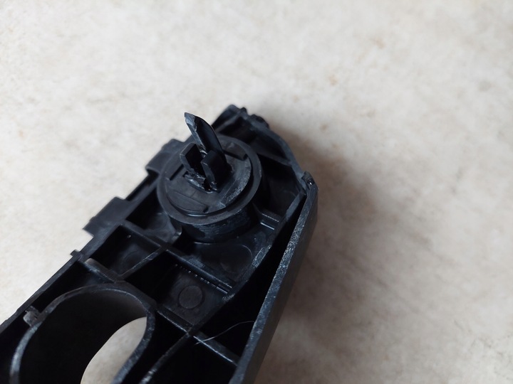 фото №6, Ковзун крила - праві перед - toyota verso - рестайлінг - 13-17