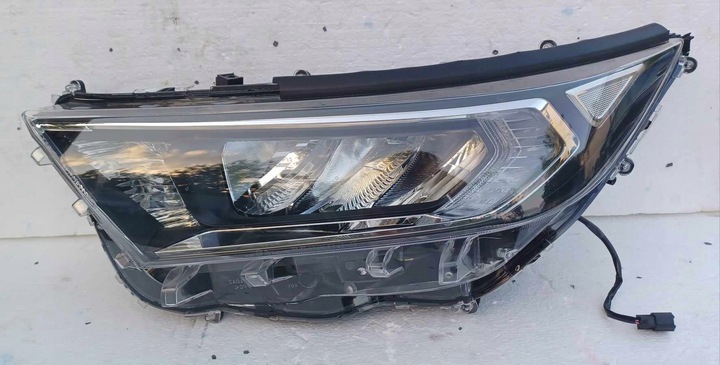 фото №1, Лампа передня ліва повний led toyota rav4 v 5