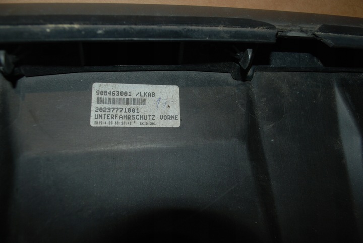 фото №16, Защита нижняя запчасть бампера спойлер перед audi q7 4m 4m0807733