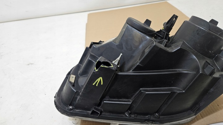 фото №9, Лампа правая перед dacia duster рестайлинг 260100156r