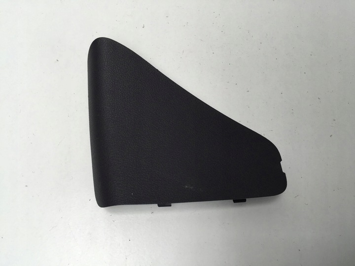фото №1, Hyundai ioniq 2020 заглушка правая крышки багажника
