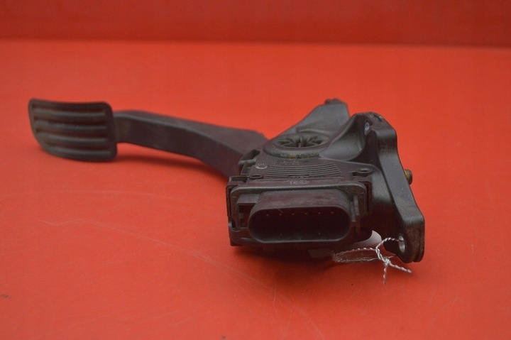 фото №7, Потенціометр педаль газу eu 31329061 volvo s60 2 ii 2.0 d3 163 km 10-13