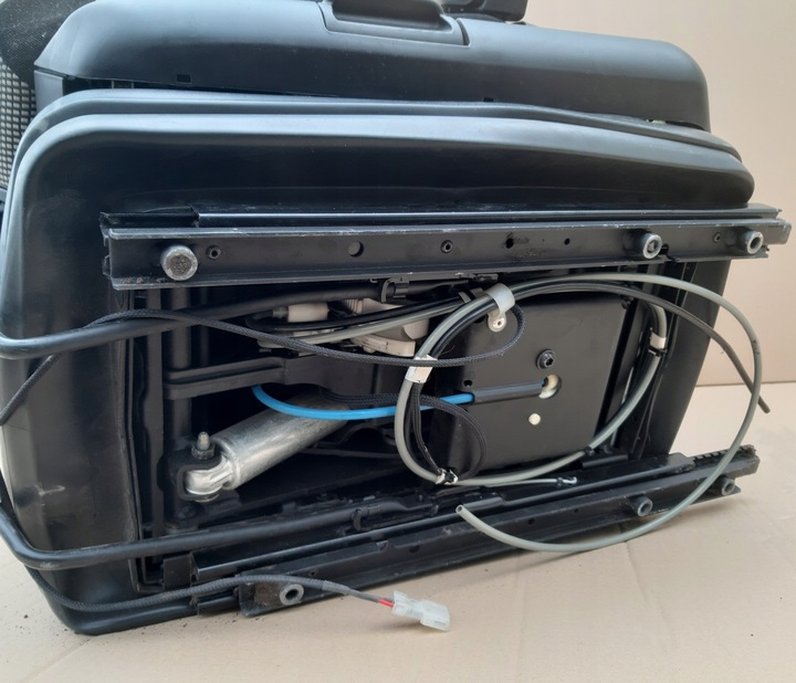 фото №12, Man tgx євро 6 сидіння kierowny лівий